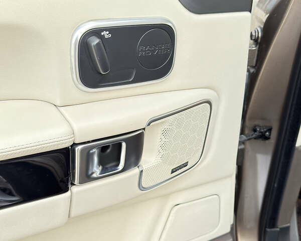 Коричневый Ленд Ровер Рендж Ровер, объемом двигателя 4.4 л и пробегом 299 тыс. км за 19500 $, фото 7 на Automoto.ua