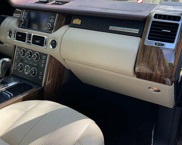 Коричневый Ленд Ровер Рендж Ровер, объемом двигателя 5 л и пробегом 190 тыс. км за 49000 $, фото 5 на Automoto.ua