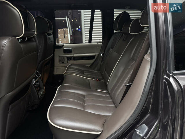 Коричневий Ленд Ровер Рендж Ровер, об'ємом двигуна 5 л та пробігом 216 тис. км за 14900 $, фото 39 на Automoto.ua