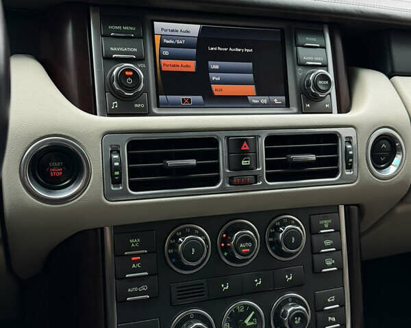 Коричневый Ленд Ровер Рендж Ровер, объемом двигателя 5 л и пробегом 207 тыс. км за 13700 $, фото 88 на Automoto.ua