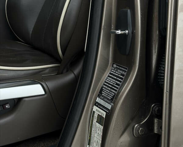 Коричневый Ленд Ровер Рендж Ровер, объемом двигателя 5 л и пробегом 207 тыс. км за 13700 $, фото 54 на Automoto.ua