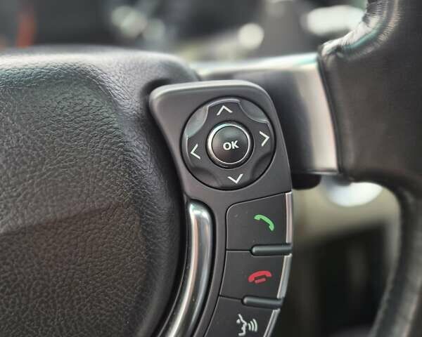 Коричневий Ленд Ровер Рендж Ровер, об'ємом двигуна 5 л та пробігом 300 тис. км за 14900 $, фото 28 на Automoto.ua