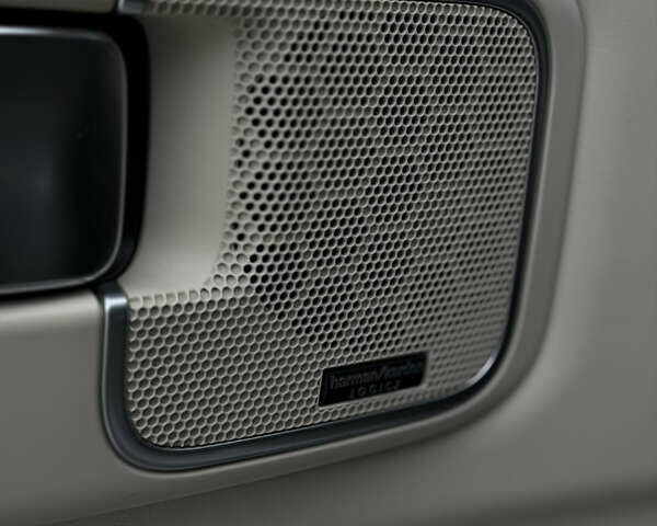 Коричневый Ленд Ровер Рендж Ровер, объемом двигателя 5 л и пробегом 207 тыс. км за 13700 $, фото 61 на Automoto.ua