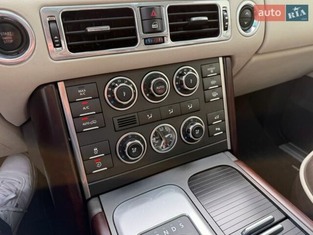 Коричневий Ленд Ровер Рендж Ровер, об'ємом двигуна 4.37 л та пробігом 178 тис. км за 20000 $, фото 57 на Automoto.ua