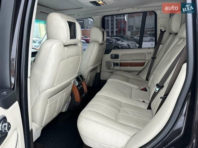 Коричневый Ленд Ровер Рендж Ровер, объемом двигателя 4.37 л и пробегом 294 тыс. км за 22000 $, фото 9 на Automoto.ua