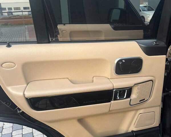 Коричневый Ленд Ровер Рендж Ровер, объемом двигателя 4.37 л и пробегом 329 тыс. км за 18000 $, фото 5 на Automoto.ua