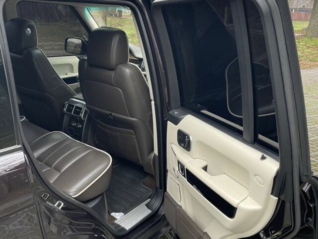 Коричневый Ленд Ровер Рендж Ровер, объемом двигателя 4.4 л и пробегом 199 тыс. км за 25500 $, фото 10 на Automoto.ua