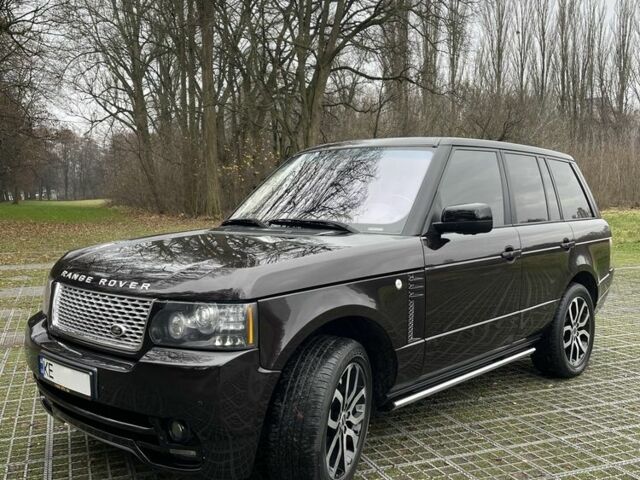 Коричневый Ленд Ровер Рендж Ровер, объемом двигателя 4.4 л и пробегом 199 тыс. км за 25500 $, фото 1 на Automoto.ua