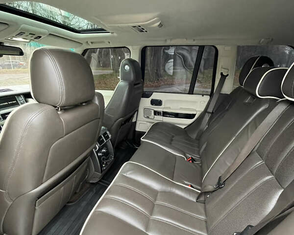 Коричневый Ленд Ровер Рендж Ровер, объемом двигателя 4.37 л и пробегом 199 тыс. км за 25500 $, фото 5 на Automoto.ua