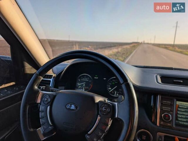 Коричневый Ленд Ровер Рендж Ровер, объемом двигателя 5 л и пробегом 250 тыс. км за 20000 $, фото 7 на Automoto.ua