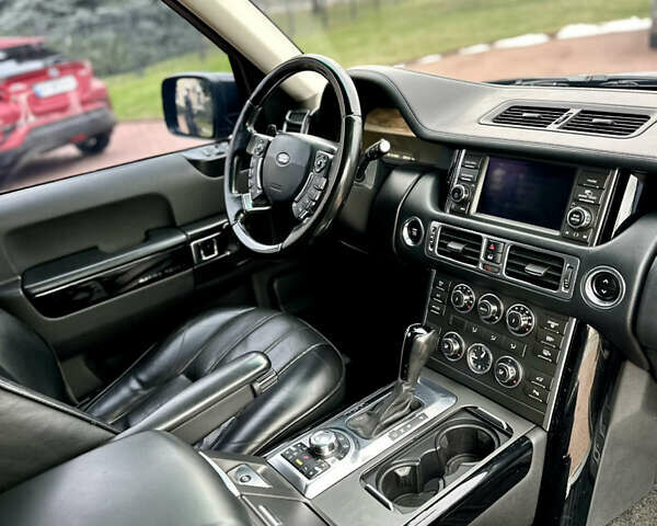 Коричневый Ленд Ровер Рендж Ровер, объемом двигателя 5 л и пробегом 255 тыс. км за 14500 $, фото 4 на Automoto.ua