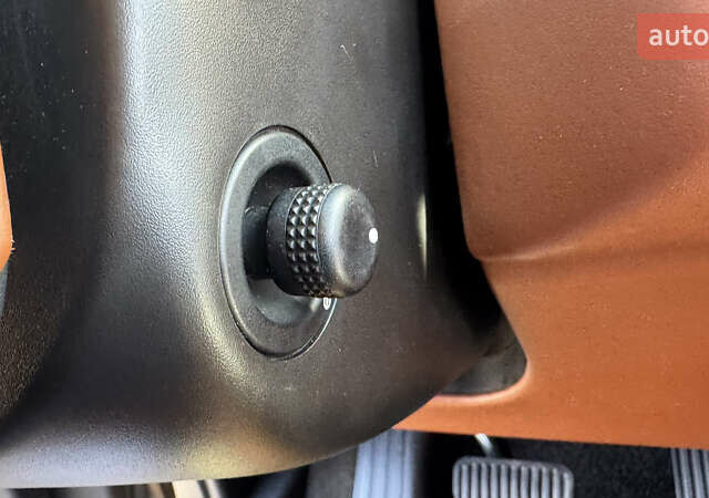 Ленд Ровер Рендж Ровер 2013 у Івано-Франківську на Automoto.ua Коричневий Ленд Ровер Рендж Ровер, об'ємом двигуна 4.37 л та пробігом 248 тис. км за 38999 $, фото 75 на Automoto.ua