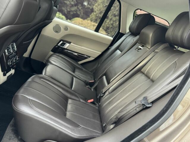 Коричневый Ленд Ровер Рендж Ровер, объемом двигателя 3 л и пробегом 200 тыс. км за 28900 $, фото 19 на Automoto.ua