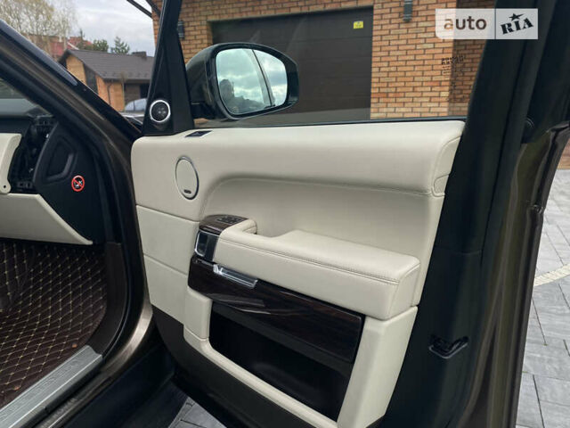 Коричневый Ленд Ровер Рендж Ровер, объемом двигателя 2.99 л и пробегом 203 тыс. км за 30500 $, фото 16 на Automoto.ua