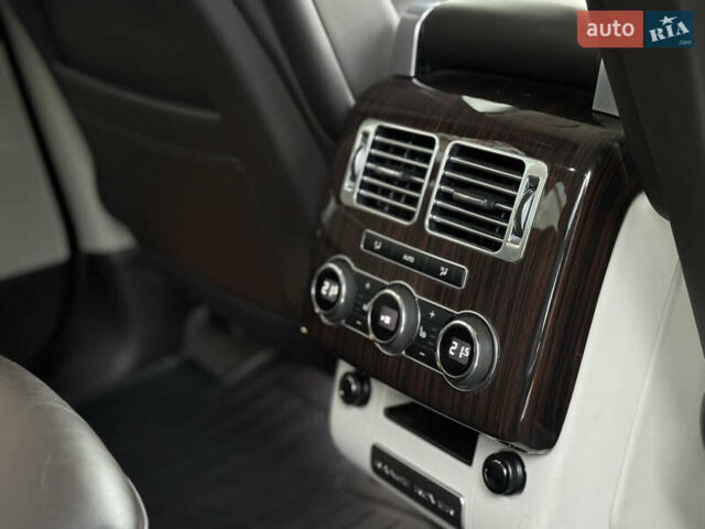 Коричневий Ленд Ровер Рендж Ровер, об'ємом двигуна 3 л та пробігом 205 тис. км за 28900 $, фото 52 на Automoto.ua
