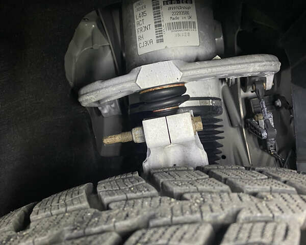 Коричневый Ленд Ровер Рендж Ровер, объемом двигателя 3 л и пробегом 110 тыс. км за 39000 $, фото 1 на Automoto.ua