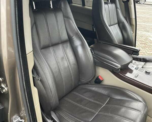 Коричневий Ленд Ровер Рендж Ровер, об'ємом двигуна 2.99 л та пробігом 242 тис. км за 26900 $, фото 7 на Automoto.ua