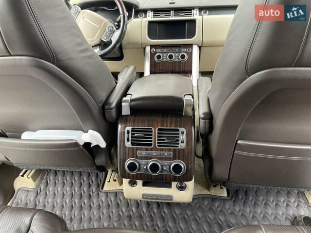 Коричневий Ленд Ровер Рендж Ровер, об'ємом двигуна 2.99 л та пробігом 242 тис. км за 26900 $, фото 13 на Automoto.ua