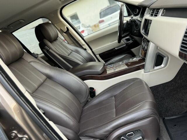 Коричневый Ленд Ровер Рендж Ровер, объемом двигателя 3 л и пробегом 200 тыс. км за 28900 $, фото 17 на Automoto.ua