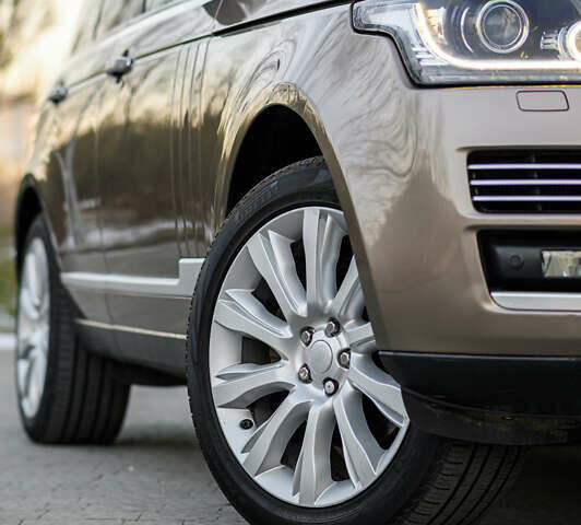 Коричневый Ленд Ровер Рендж Ровер, объемом двигателя 2.99 л и пробегом 261 тыс. км за 39900 $, фото 5 на Automoto.ua