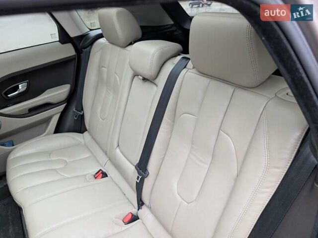 Коричневий Ленд Ровер Рендж Ровер, об'ємом двигуна 2 л та пробігом 104 тис. км за 17500 $, фото 11 на Automoto.ua