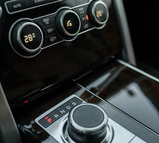 Коричневый Ленд Ровер Рендж Ровер, объемом двигателя 2.99 л и пробегом 261 тыс. км за 39900 $, фото 48 на Automoto.ua