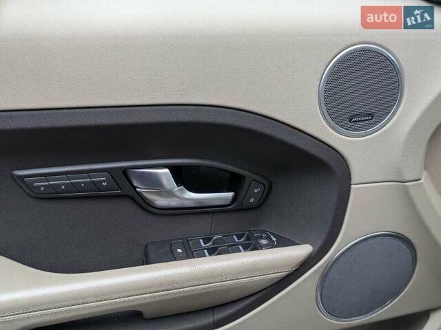 Коричневий Ленд Ровер Рендж Ровер, об'ємом двигуна 2 л та пробігом 104 тис. км за 17500 $, фото 7 на Automoto.ua