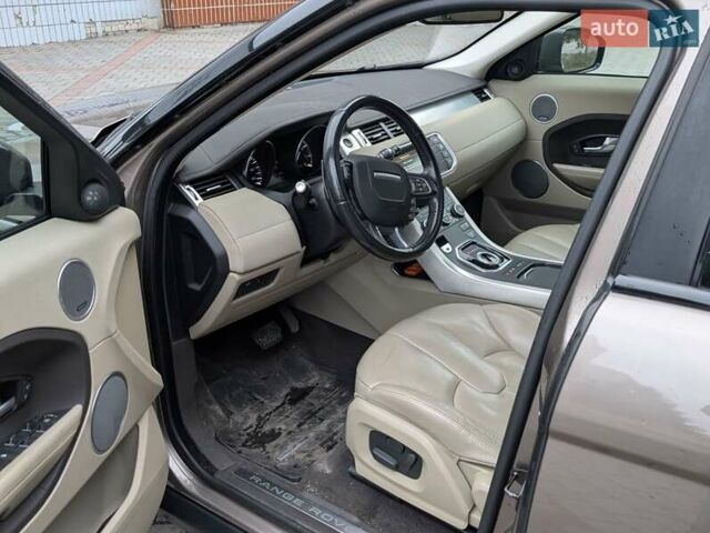 Коричневий Ленд Ровер Рендж Ровер, об'ємом двигуна 2 л та пробігом 104 тис. км за 17500 $, фото 6 на Automoto.ua
