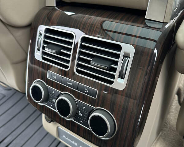 Коричневий Ленд Ровер Рендж Ровер, об'ємом двигуна 2.99 л та пробігом 125 тис. км за 49900 $, фото 25 на Automoto.ua