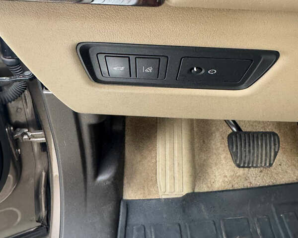 Коричневий Ленд Ровер Рендж Ровер, об'ємом двигуна 2.99 л та пробігом 140 тис. км за 45900 $, фото 20 на Automoto.ua