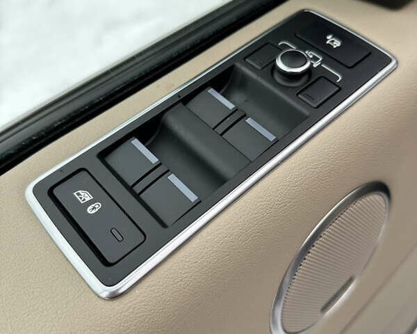 Коричневий Ленд Ровер Рендж Ровер, об'ємом двигуна 2.99 л та пробігом 125 тис. км за 49900 $, фото 37 на Automoto.ua