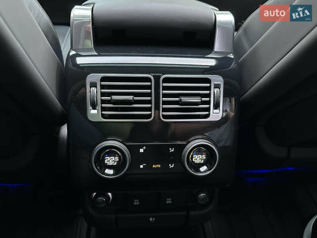 Коричневий Ленд Ровер Рендж Ровер, об'ємом двигуна 4.37 л та пробігом 37 тис. км за 99000 $, фото 64 на Automoto.ua