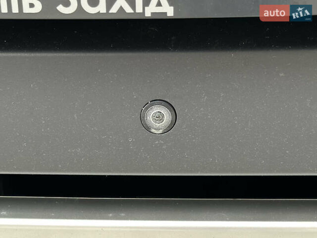 Коричневий Ленд Ровер Рендж Ровер, об'ємом двигуна 4.37 л та пробігом 37 тис. км за 99000 $, фото 29 на Automoto.ua