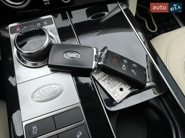 Коричневий Ленд Ровер Рендж Ровер, об'ємом двигуна 5 л та пробігом 174 тис. км за 49900 $, фото 1 на Automoto.ua