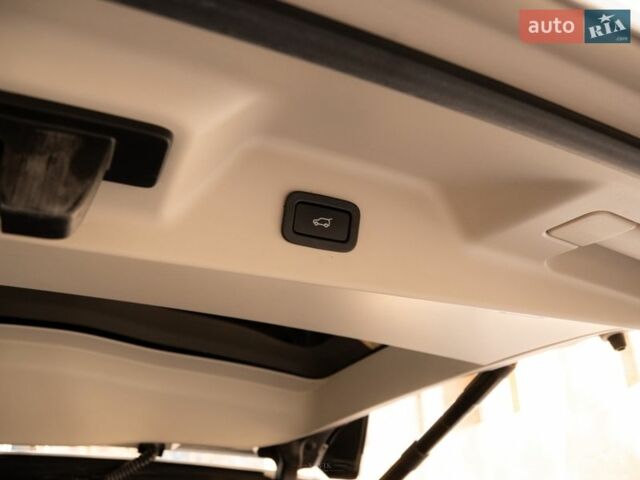 Коричневый Ленд Ровер Рендж Ровер, объемом двигателя 5 л и пробегом 81 тыс. км за 56000 $, фото 44 на Automoto.ua