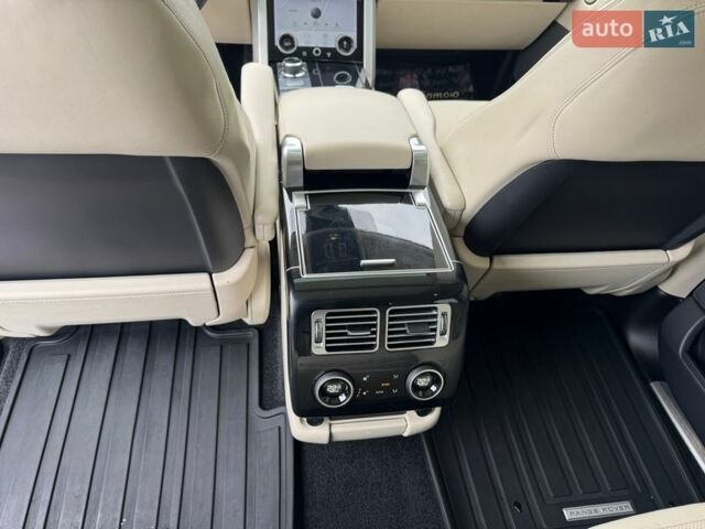 Коричневий Ленд Ровер Рендж Ровер, об'ємом двигуна 5 л та пробігом 174 тис. км за 49900 $, фото 74 на Automoto.ua