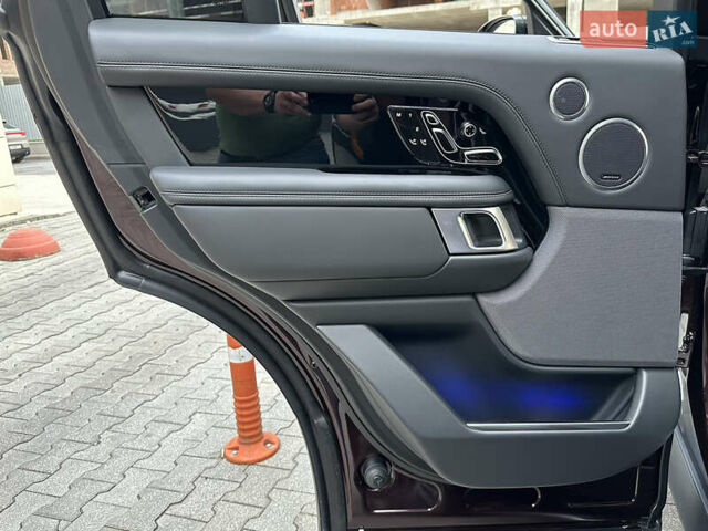 Ленд Ровер Рендж Ровер 2018 в Киеве на Automoto.ua Коричневый Ленд Ровер Рендж Ровер, объемом двигателя 4.37 л и пробегом 37 тыс. км за 105000 $, фото 57 на Automoto.ua
