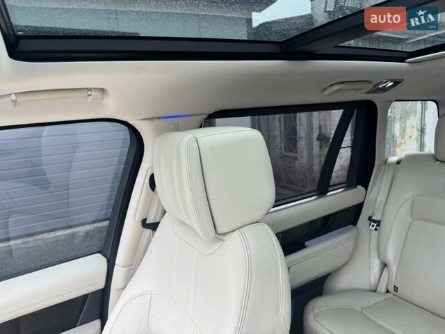 Коричневый Ленд Ровер Рендж Ровер, объемом двигателя 5 л и пробегом 174 тыс. км за 57900 $, фото 18 на Automoto.ua