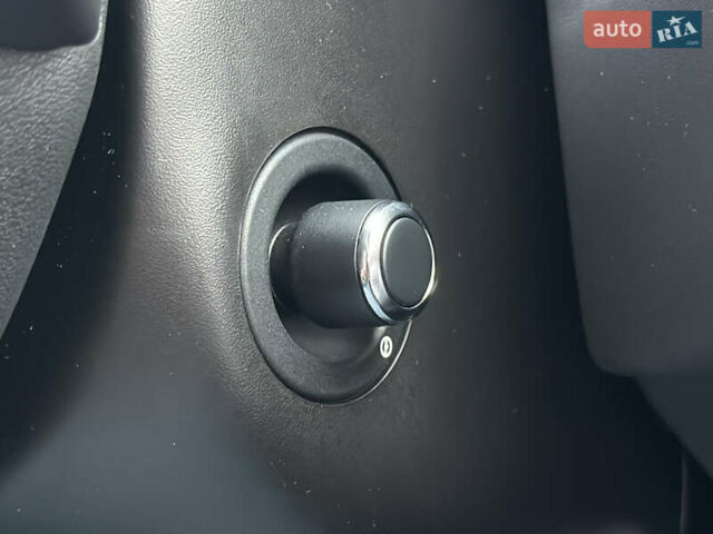 Коричневий Ленд Ровер Рендж Ровер, об'ємом двигуна 4.37 л та пробігом 37 тис. км за 99000 $, фото 77 на Automoto.ua