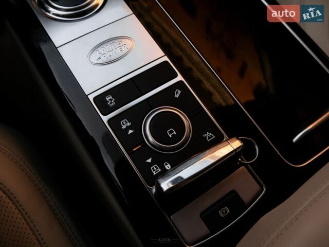 Коричневый Ленд Ровер Рендж Ровер, объемом двигателя 5 л и пробегом 81 тыс. км за 56000 $, фото 23 на Automoto.ua