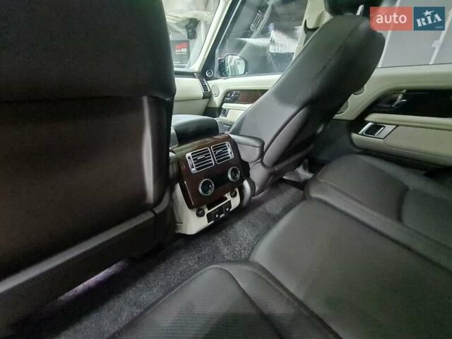 Коричневый Ленд Ровер Рендж Ровер, объемом двигателя 2 л и пробегом 110 тыс. км за 69000 $, фото 10 на Automoto.ua
