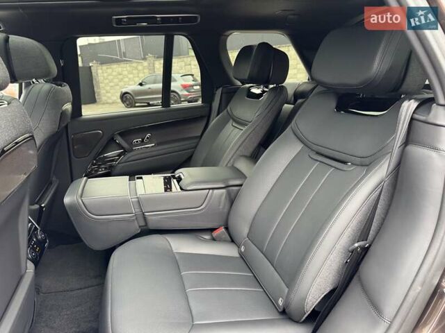 Коричневый Ленд Ровер Рендж Ровер, объемом двигателя 4.39 л и пробегом 50 тыс. км за 245000 $, фото 31 на Automoto.ua