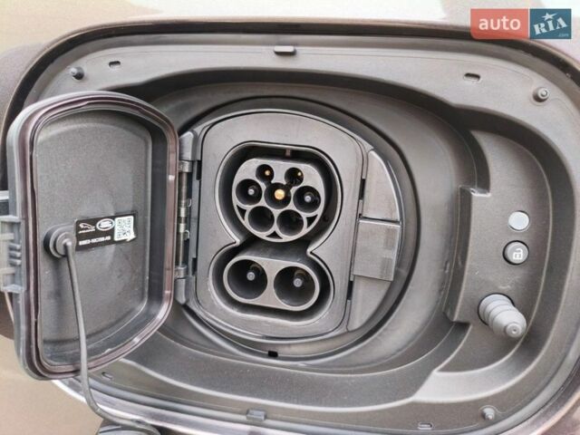 Коричневый Ленд Ровер Рендж Ровер, объемом двигателя 3 л и пробегом 34 тыс. км за 196616 $, фото 20 на Automoto.ua