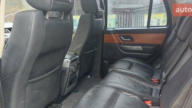 Червоний Ленд Ровер Рендж Ровер, об'ємом двигуна 4.2 л та пробігом 268 тис. км за 8300 $, фото 2 на Automoto.ua