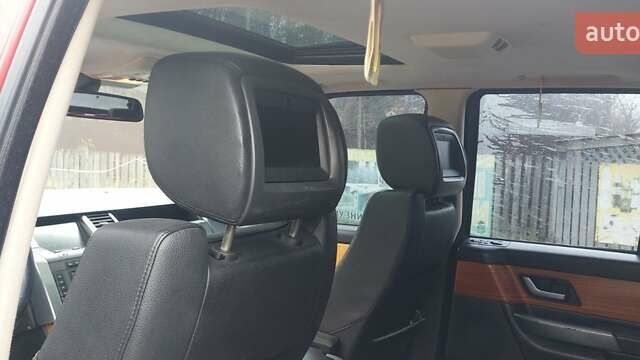 Червоний Ленд Ровер Рендж Ровер, об'ємом двигуна 4.2 л та пробігом 268 тис. км за 8300 $, фото 4 на Automoto.ua