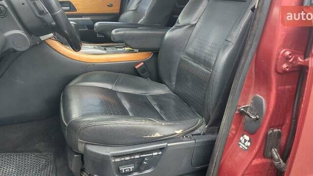 Червоний Ленд Ровер Рендж Ровер, об'ємом двигуна 4.2 л та пробігом 268 тис. км за 8300 $, фото 5 на Automoto.ua