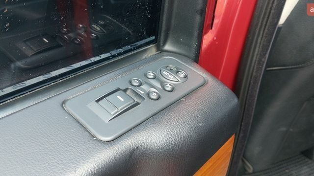 Червоний Ленд Ровер Рендж Ровер, об'ємом двигуна 4.2 л та пробігом 268 тис. км за 7300 $, фото 3 на Automoto.ua