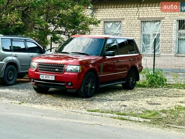 Червоний Ленд Ровер Рендж Ровер, об'ємом двигуна 4.4 л та пробігом 200 тис. км за 11000 $, фото 1 на Automoto.ua