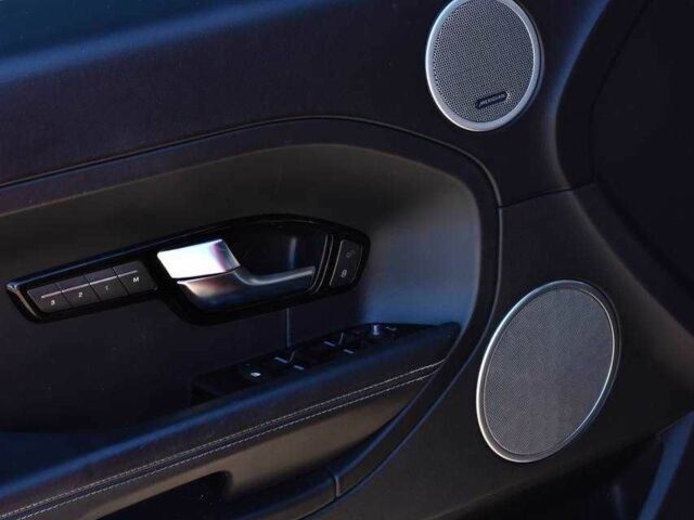 Красный Ленд Ровер Рендж Ровер, объемом двигателя 2 л и пробегом 123 тыс. км за 12950 $, фото 11 на Automoto.ua