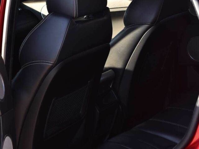 Красный Ленд Ровер Рендж Ровер, объемом двигателя 2 л и пробегом 123 тыс. км за 12950 $, фото 17 на Automoto.ua